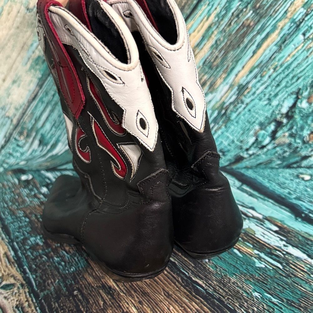 Seychelles Black and Red Western Ankle Boots - Picture 12 of 12